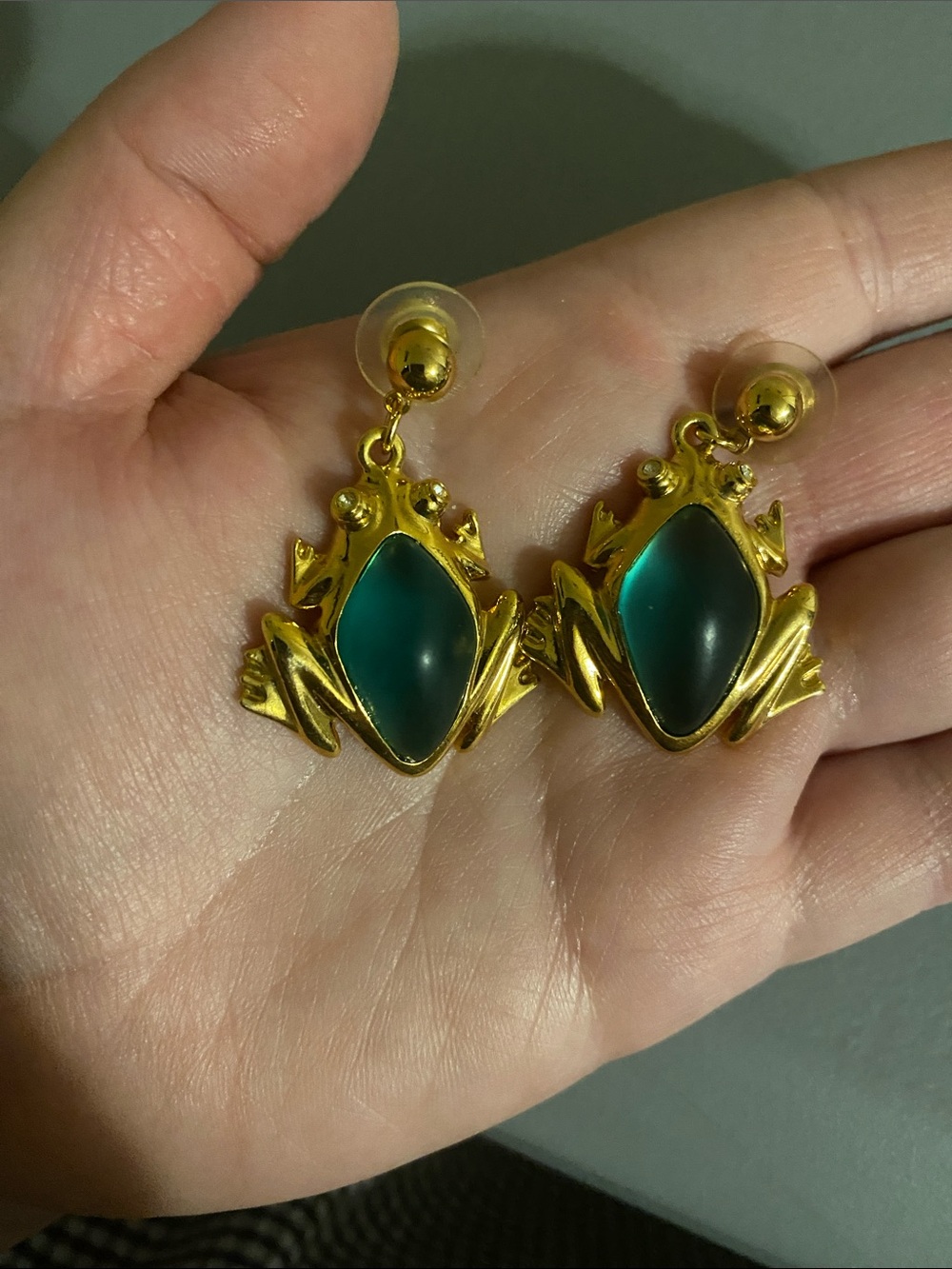 Avon Gold-Tone Jelly Belly Frog Earrings with Green Cabochons